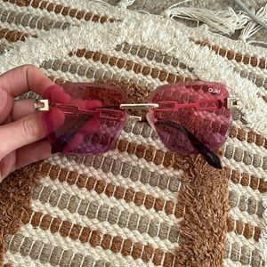 Pink “no cap” Quay Sunglasses
